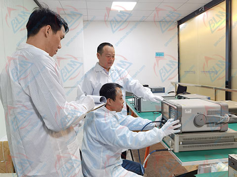 �W(xu��)�x��У��(zh��n)�DƬ