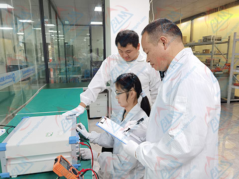 �W(xu��)�x��У��(zh��n)�DƬ