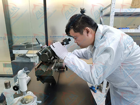 �׺����x���z���DƬ