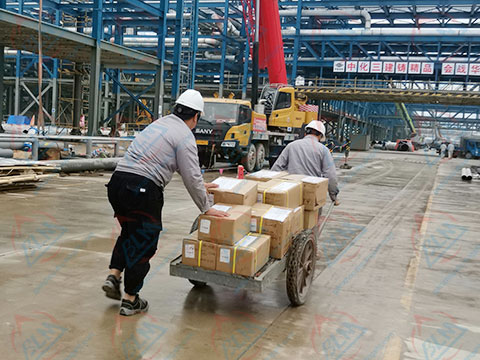 �������̃x���z���DƬ