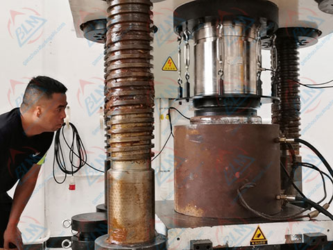 ǧ��픙z��У�ʈDƬ