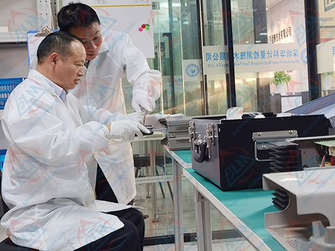 ̩��Tektronics�x���S�ވDƬ