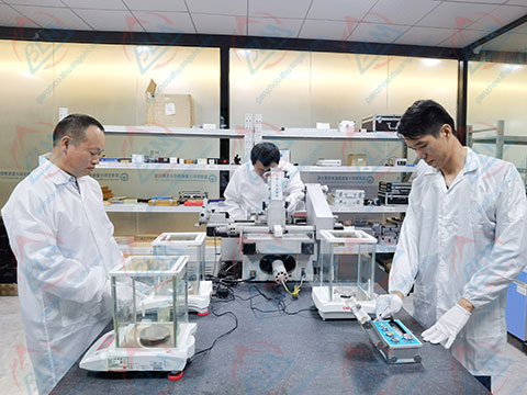 ���WӋ��У�ʌ���҈DƬ