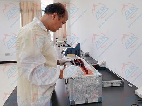 �o��늃x��У�ʌ���҈DƬ